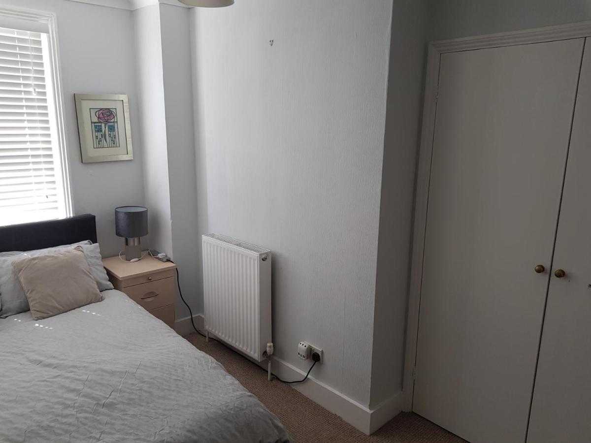 Parkview Apartment Истборн Екстериор снимка