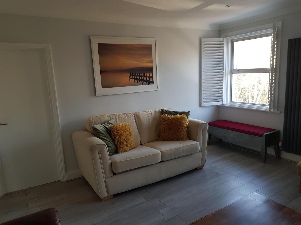Parkview Apartment Истборн Екстериор снимка
