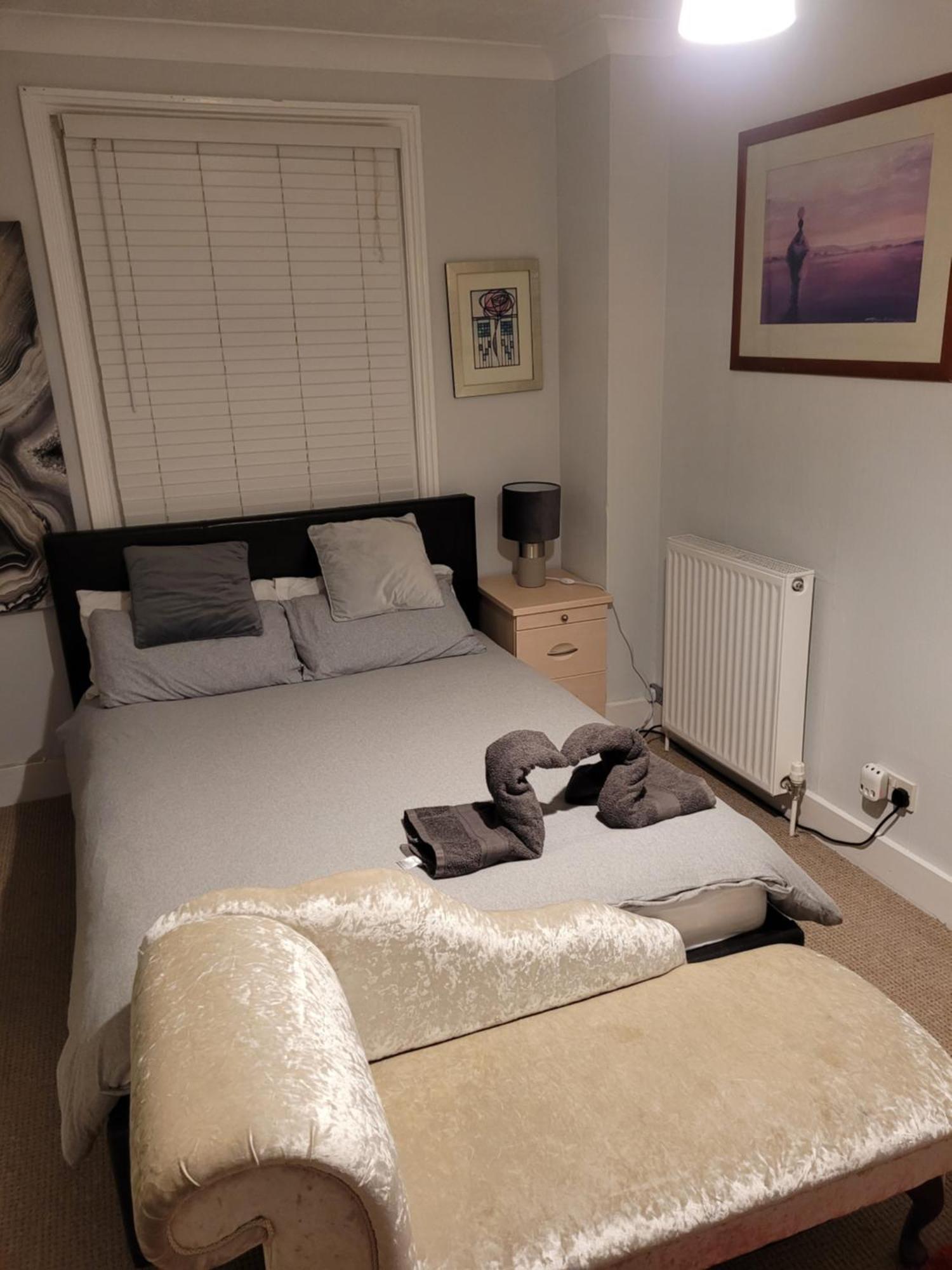 Parkview Apartment Истборн Екстериор снимка